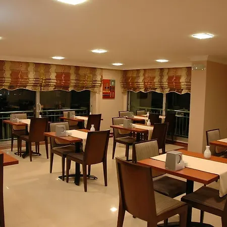 阿尔肯酒店