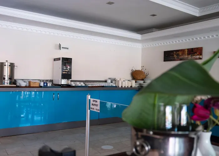 Alkan Μαρμαρίς